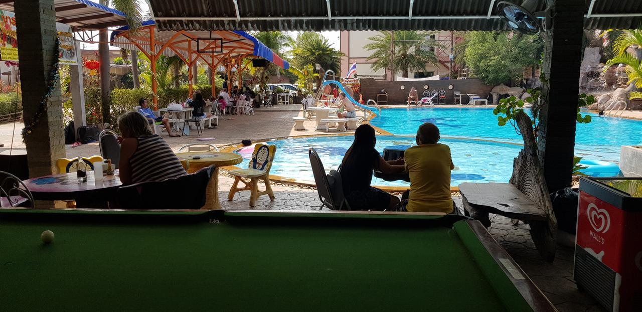 Ruysuk Hotel & Swimming Pool Udon Thani Zewnętrze zdjęcie